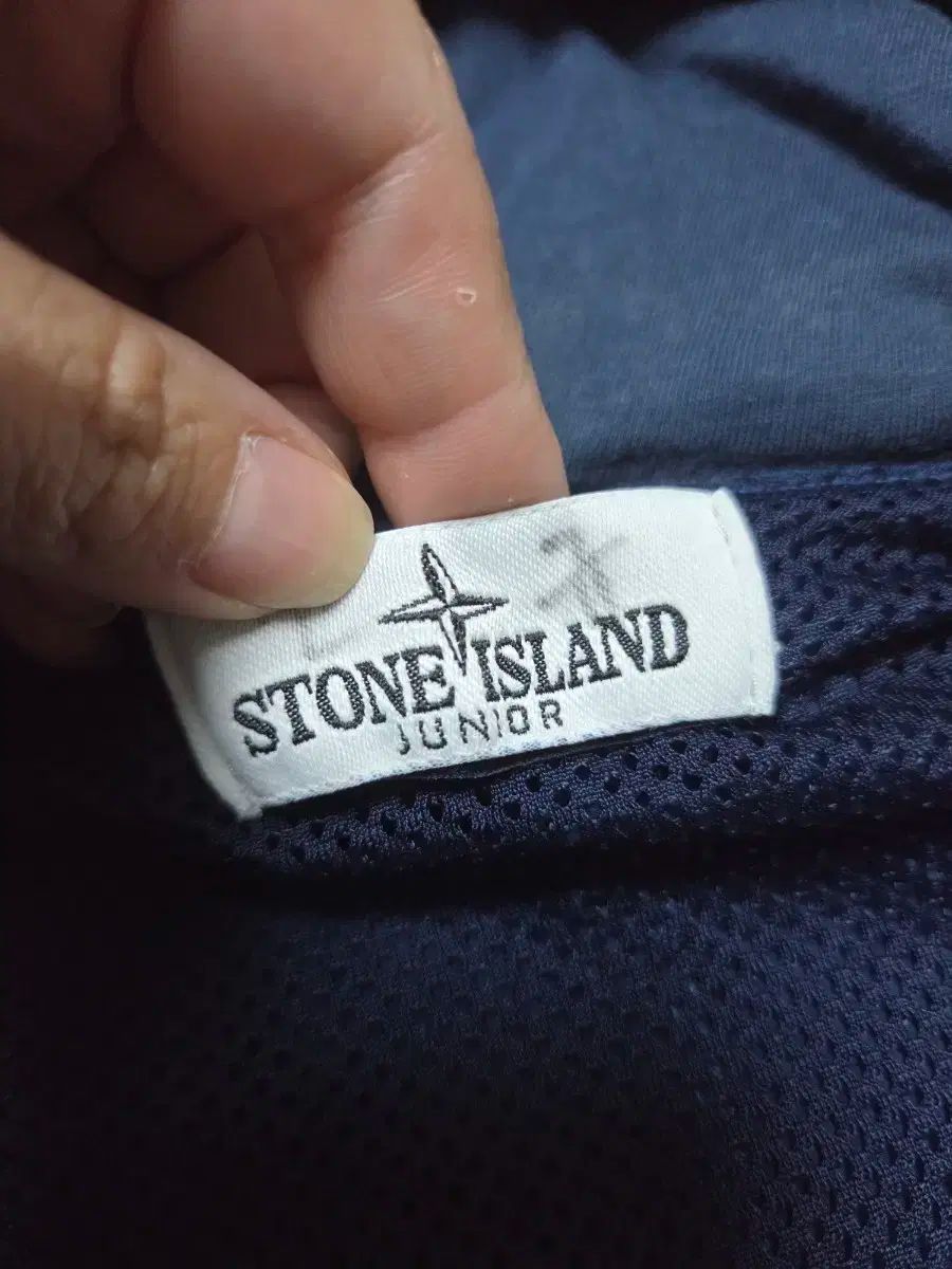 ウィンドブレーカー ブルゾン