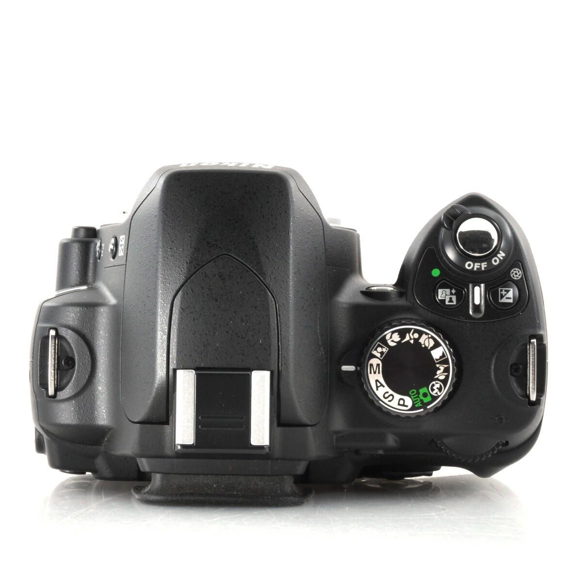 ニコン】Nikon D60 デジタル一眼レフ + AF NIKKOR 28-70mm F3.5-4.5 D