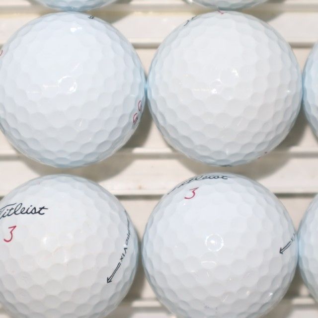 Aランク 25個 2021～22年モデル プロV1ｘ 良品 prov1ｘ タイトリスト ロストボール 送料無料 ロストボールタイトリスト プロV1 シリーズ '25-'23 モデル混合
