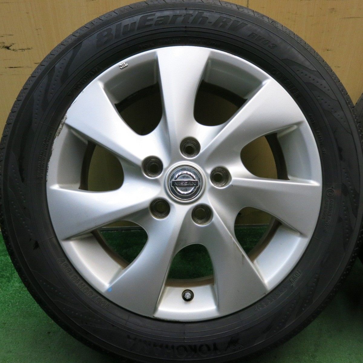 4本価格！23年☆日産 C26 セレナ 純正 195/60R16 ヨコハマ