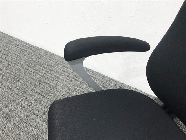 イトーキ エピオスチェア ハイバック マネジメントタイプ オフィスチェア ブラックT MARWIL-DEMENAGEMENTS_CH