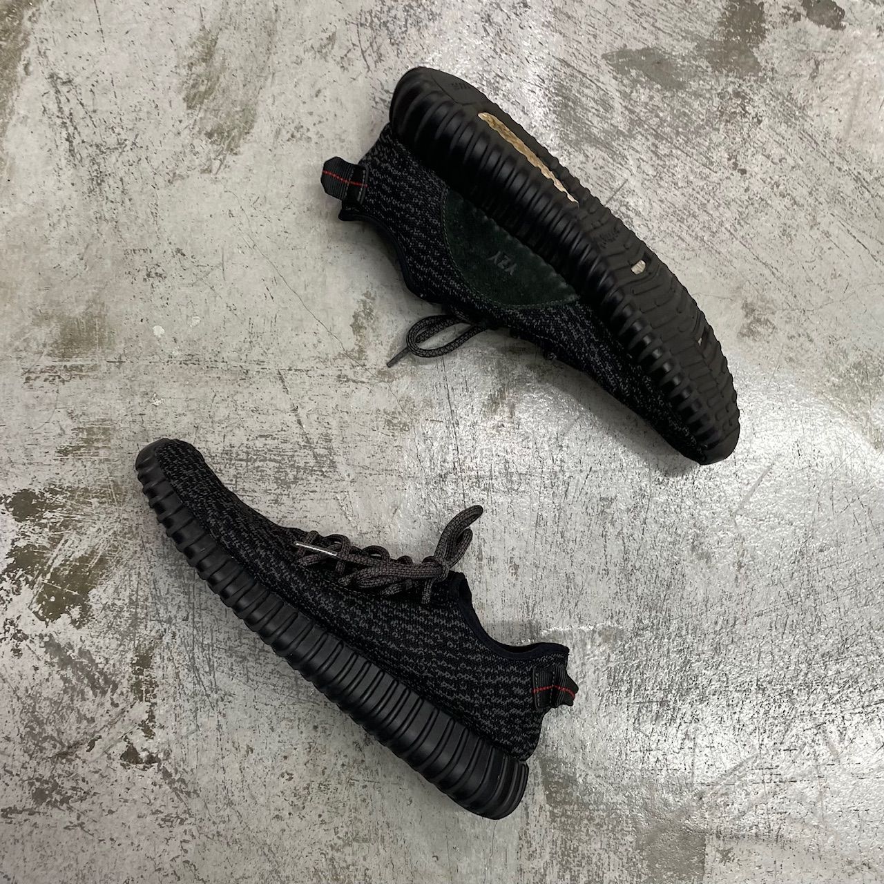 adidas YEEZY Boost 350 Pirate Black BB5350 パイレーツブラック イージーブースト スニーカー アディダス 28.5cm 72158A1