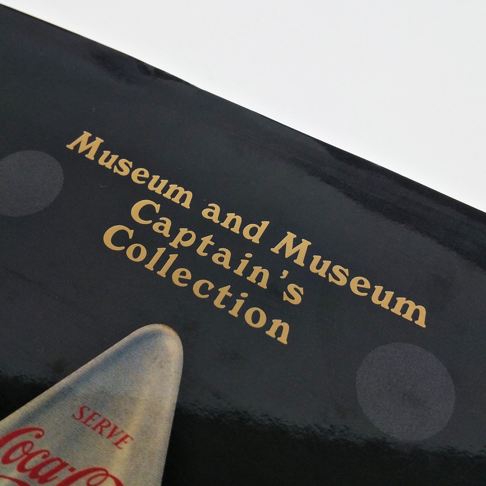 サイン本 『Coca-Cola Museum and Museum Captain&#39;s Collection』 下山好誼 直筆サイン入り コカコーラ 歴史 写真 資料 レトロ R2505-028 サイン本 『Coca-Cola Museum and Museum Captain's Collection
