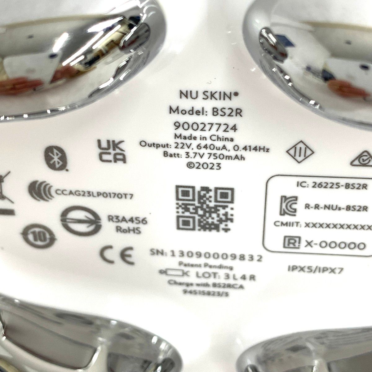 ニュースキン ageLOC WellSpa iO 美顔器 箱付 ホワイト マッサージ機 