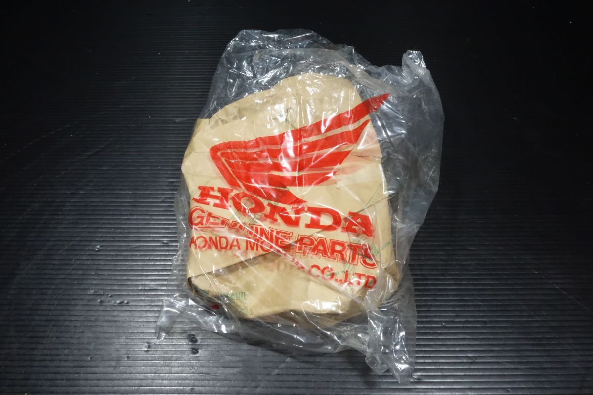 クランクケース 右 11100-GK4-01 ホンダ 純正 カブ50 AA01 ♥ R20250922