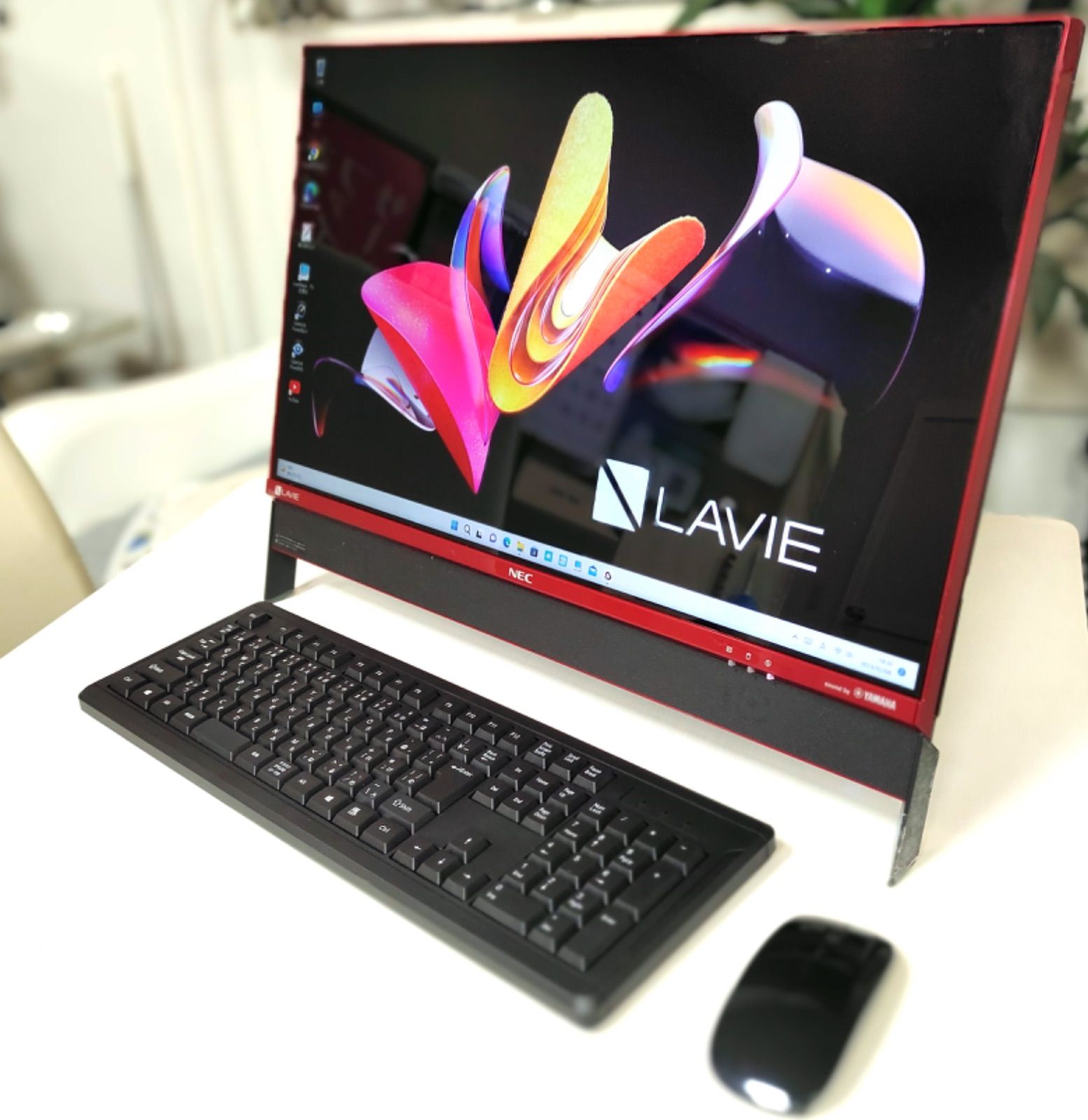 ㊿ NEC 一体型パソコン 新品SSD120GB