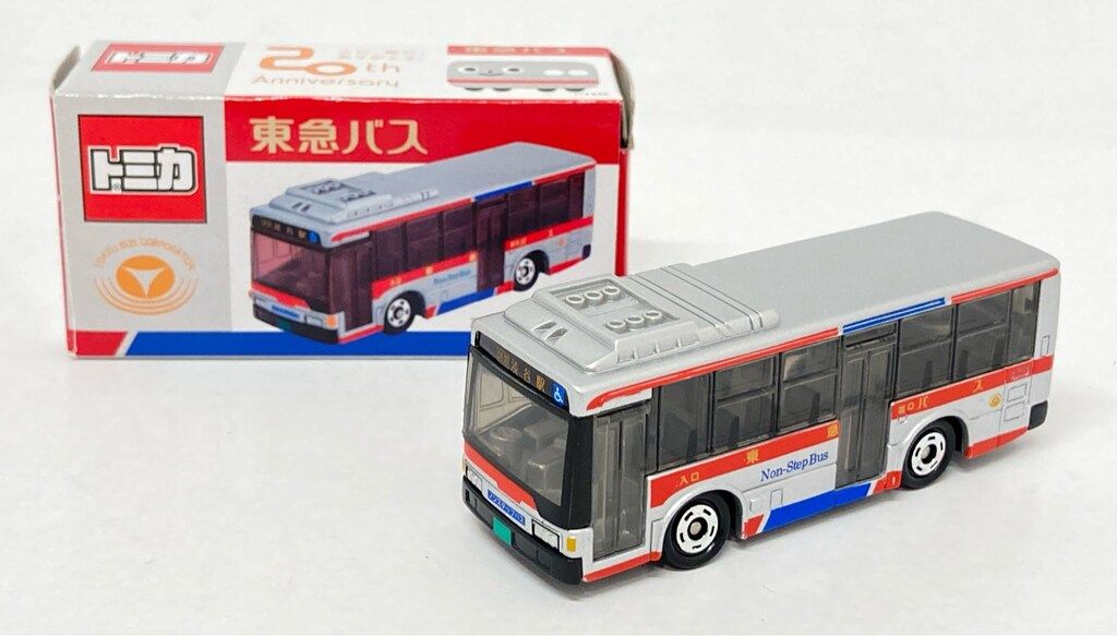 トミカ　東急バス路線バス三菱ふそうエアロスター Amazon | 東急バス 特注トミカ 路線バス 三菱ふそう エアロ