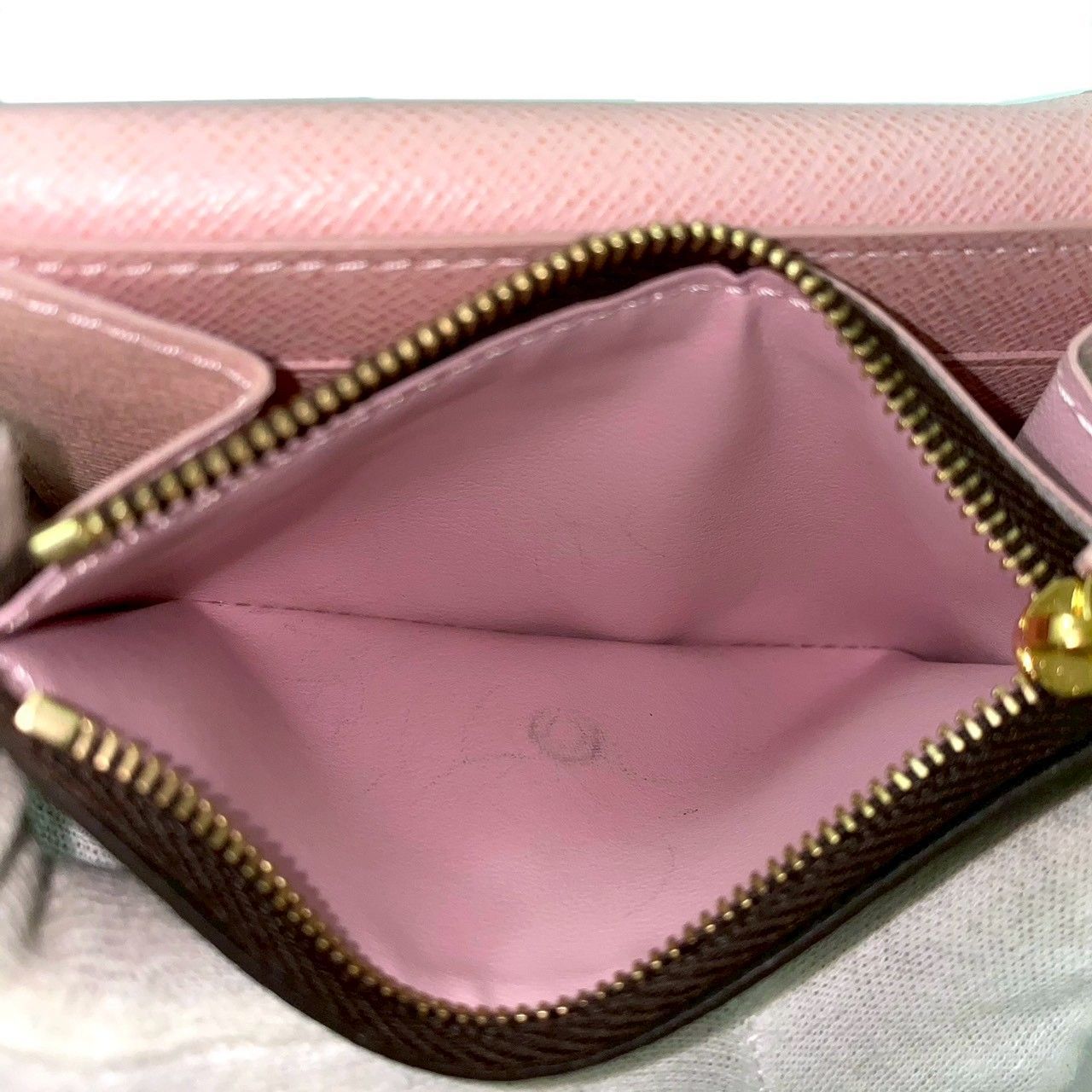 ポルトモネロザリ　ローズバレリーヌ ルイヴィトン モノグラム ポルトモネロザリ ローズバレリーヌ 新型・美