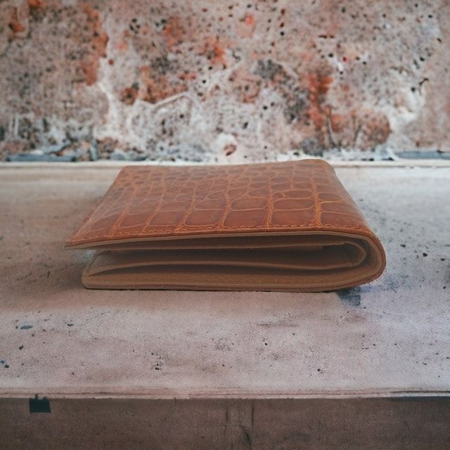クロコダイル二つ折りクロコダイル財布　ウォレット　ブラウン クロコダイル 二つ折り クロコダイル 財布 ウォレット ブラウン
