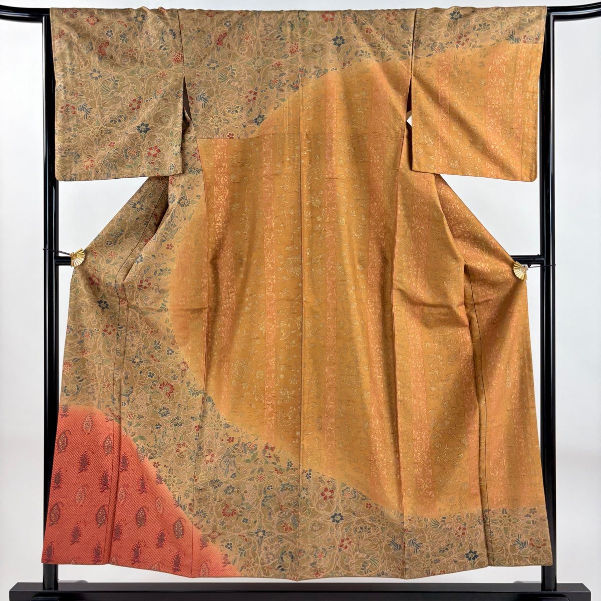 訪問着 身丈154.5cm 裄丈66cm M 袷 小糸敏 紬地 落款 草花 鳥 ぼかし 金彩 山吹茶色 正絹 名品