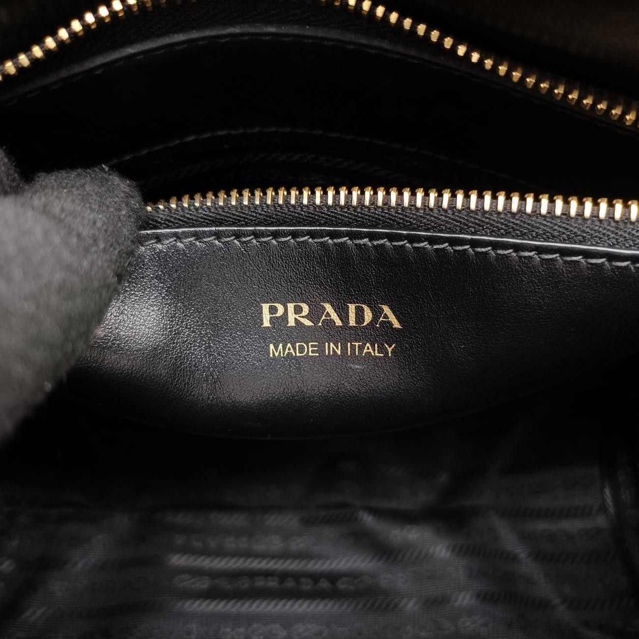 プラダPradaパラディグムブラックサフィアーノレザー1BA1037|K
