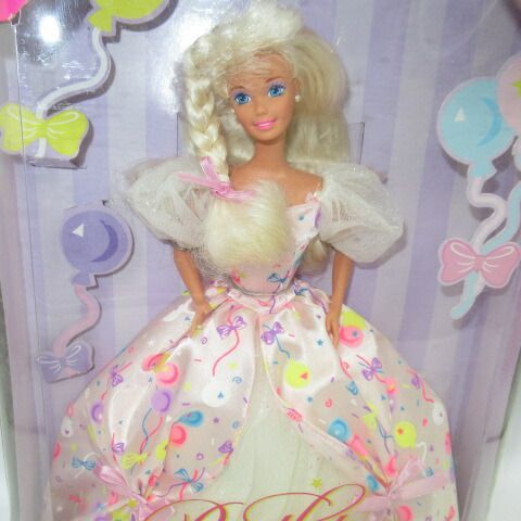 1996年☆90's☆Birthday Barbie☆バースデーバービー☆人形☆ドレス 