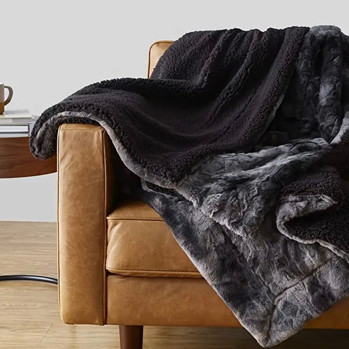 寝具 ブランケット ソファブランケット 裏表両用 模造毛皮 シェルパ素材 フリースタイル 冬用ブランケット 洗濯 フリーサイズ 暖かい 柔らかい リビング 寝室 車中泊 オールシーズン ギフト 毛布 スローケット ふわふわブランケット ブラック NEXPOTALLINN_EU