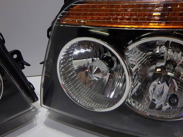 アトレーワゴン ヘッドライト左右 HID S320G S330G 100-51787 コーティング 比較的 250927052
