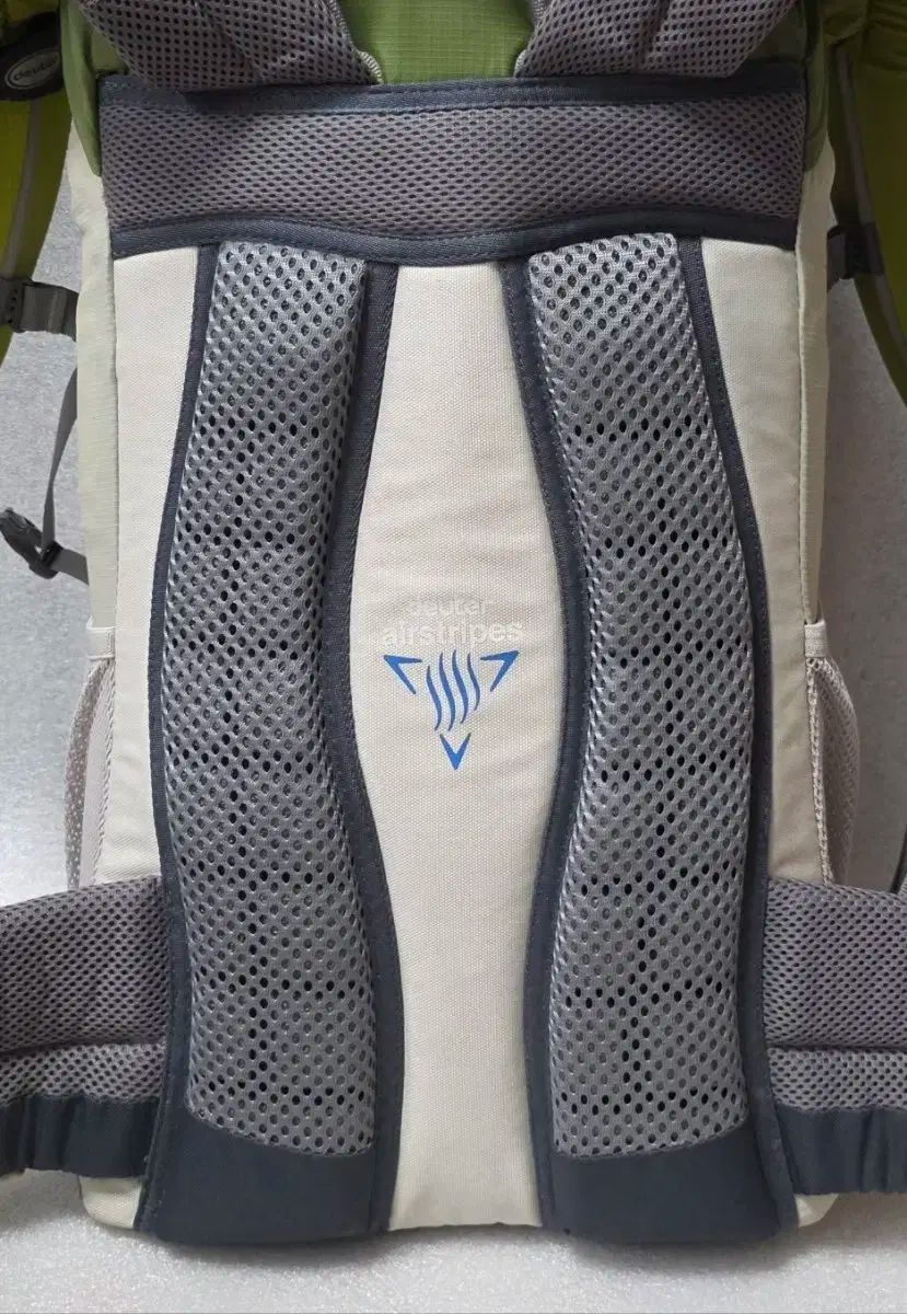 登山リュック 旅行キャンプ用バックパック