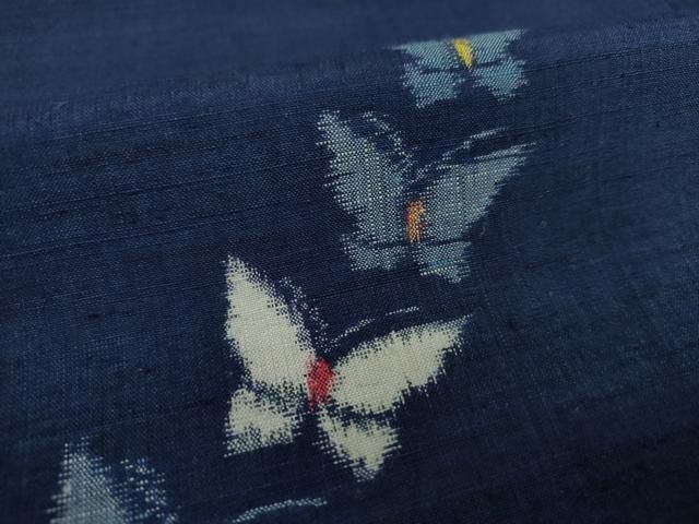 平和屋着物●上質な紬　舞蝶文　正絹　逸品　DAAQ3384ps 平和屋着物○上質な紬 舞蝶文 正絹 逸品 DAAQ3384ps - メルカリ