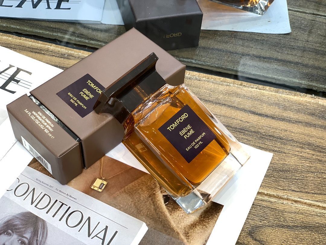 TOM FORD トムフォード エベーヌ フュメ EBENE FUME オードパルファム EDP 100ML Ebene Fume 香水 - メルカリ