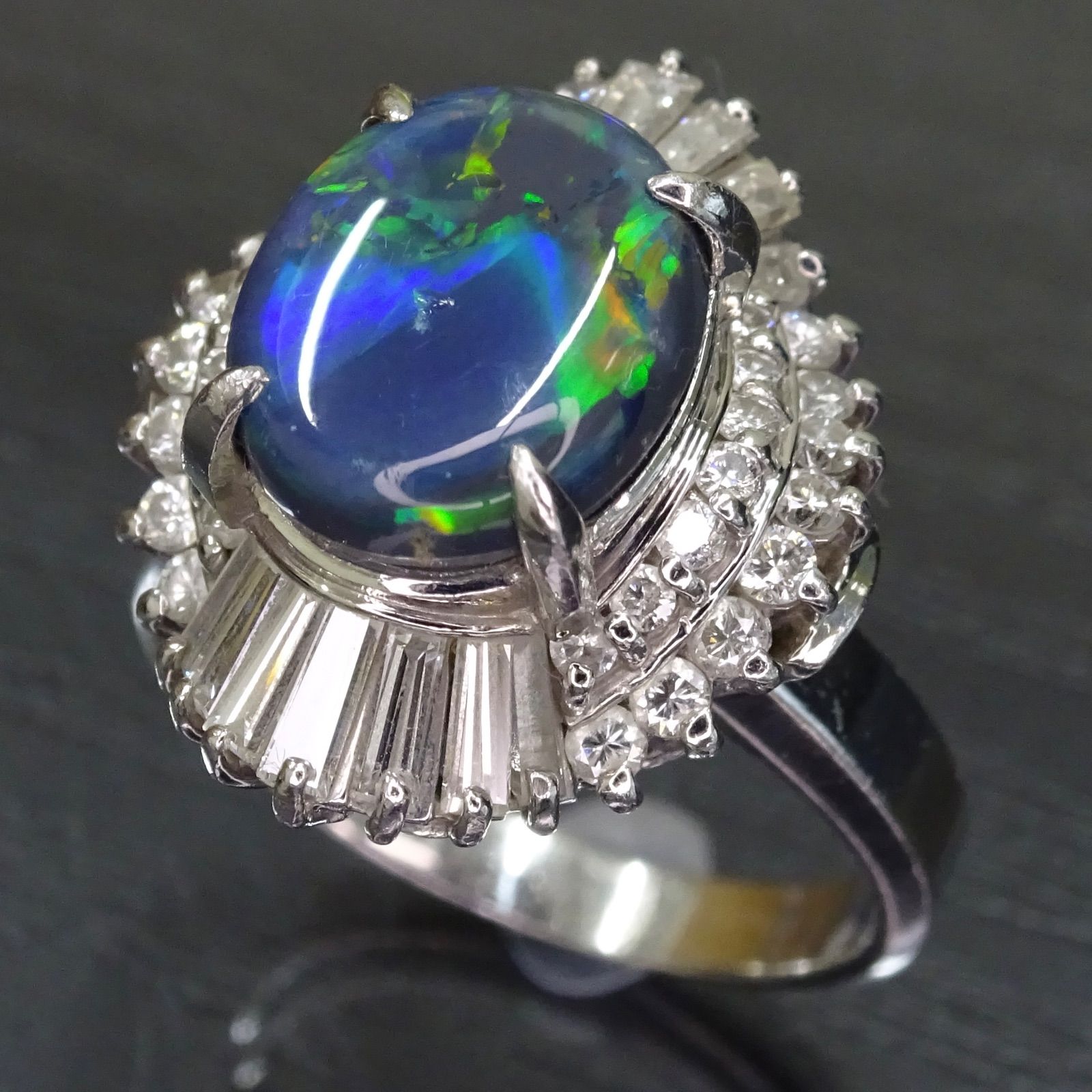プラチナ pt900 天然ブラックオパール 2.46ct 天然ダイヤモンド 1.11ct 