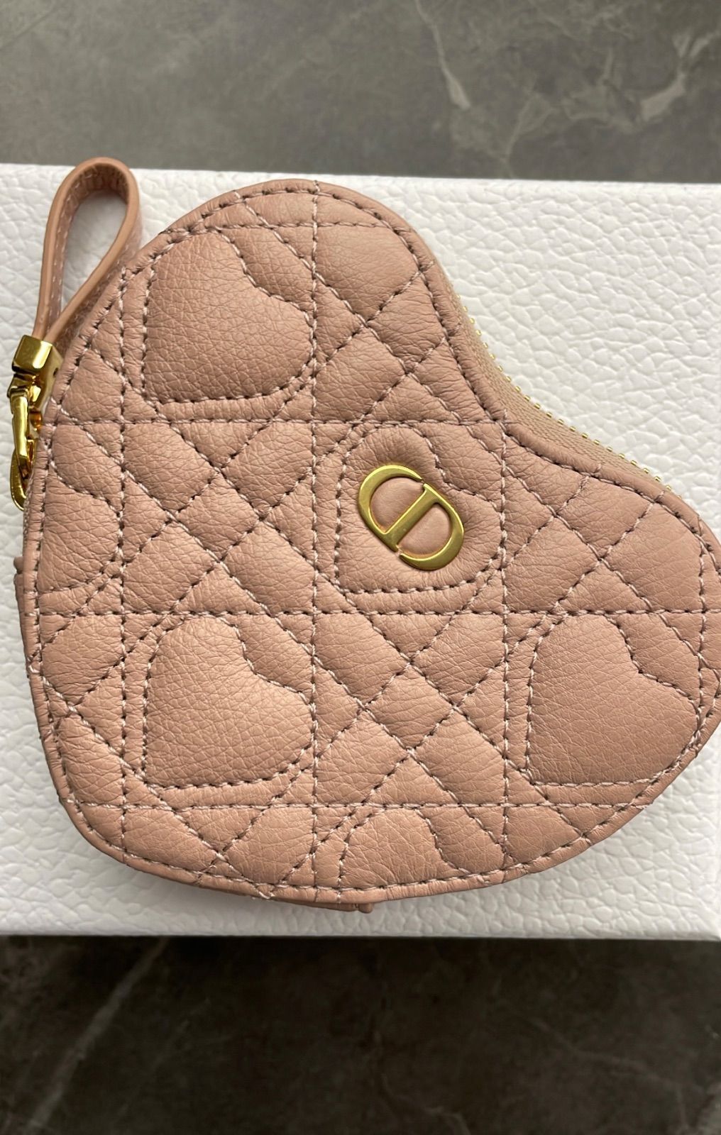 新品 国内即完売 レア商品 Christian Dior ディオール ハートポーチ ピンク