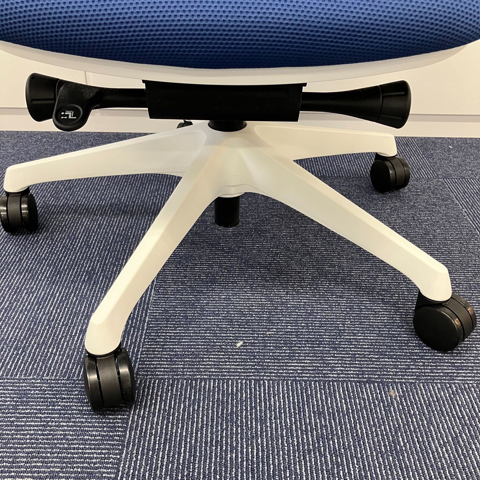 C685XW-FMP3 A(中古品)】Sylphy(シルフィー) 人間らしく 