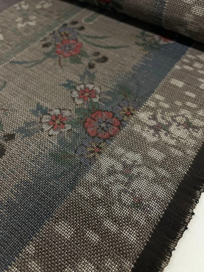 本場奄美大島紬 つばき紬 証紙なし 湯通し済 正絹 反物 - メルカリ