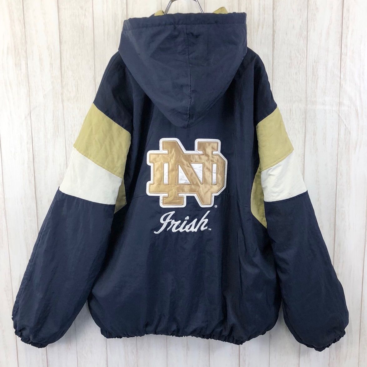 Majestic マジェスティック Notre Dame ノートルダム大学 カレッジロゴ 刺繍ロゴ 中綿入り ナイロンジャケット ブルゾン - メルカリ