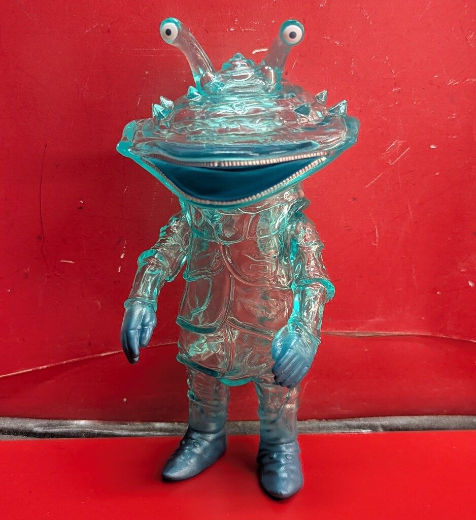 ソフビ KAIJIN × One up. ウルトラシリーズ カネゴン(クリア)