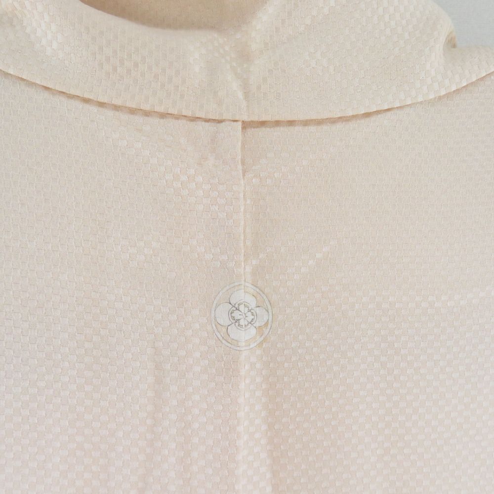 色留袖 金駒刺繍 菊文様 ベージュ色 袷 広衿 正絹 三つ紋 木瓜紋