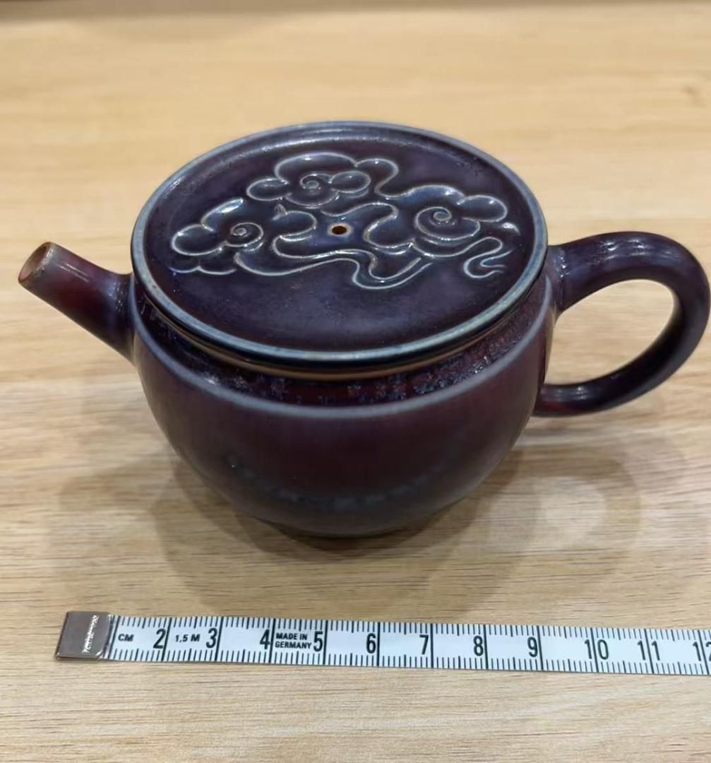 【手作り・新品】紫釉陶器急須 雲紋蓋 茶器ポット 手作り・新品】紫釉陶器急須 雲紋蓋 茶器ポット 【公式通販】