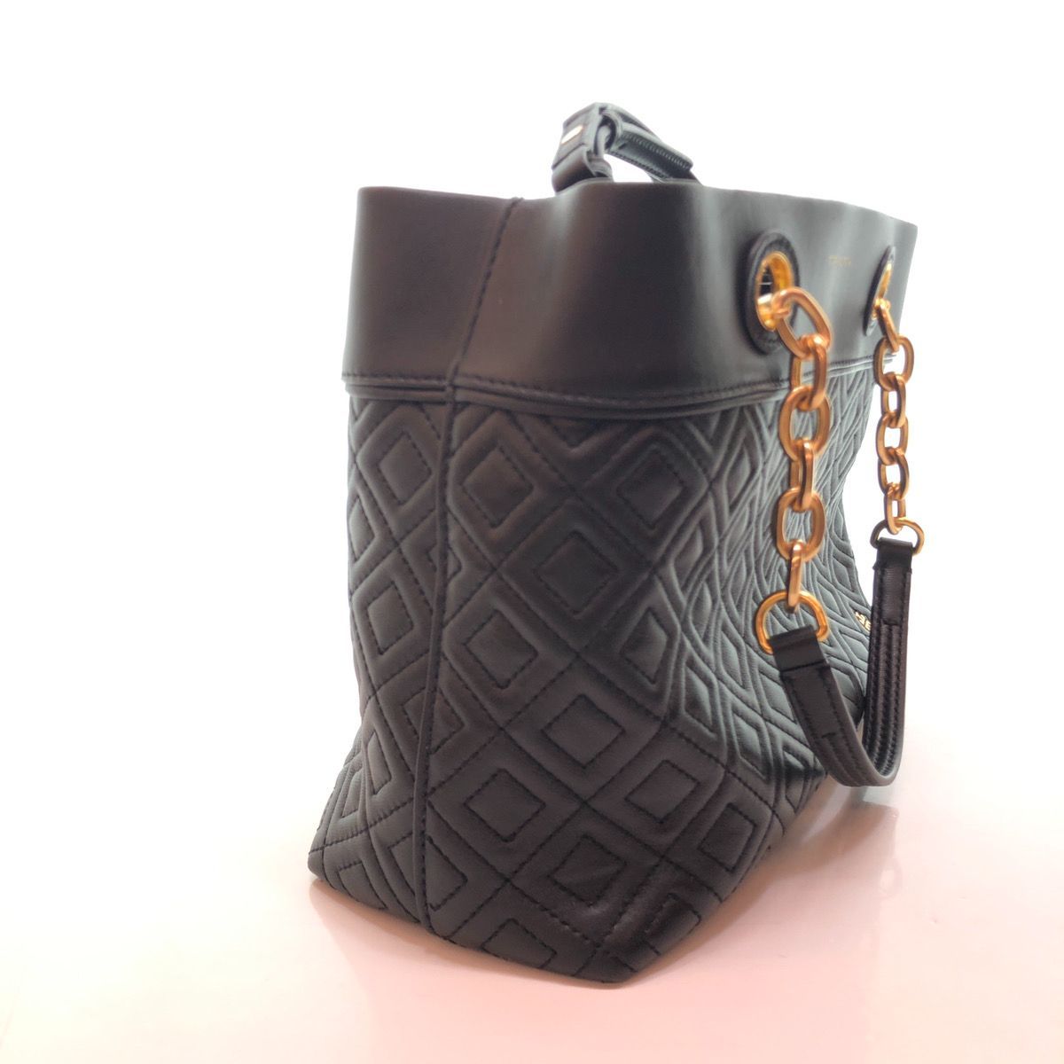 未使用級✨トリーバーチ フレミング ボディバッグ キルティング レザー ブラック TORY BURCH トリーバーチ バッグ チェーン トートバッグ