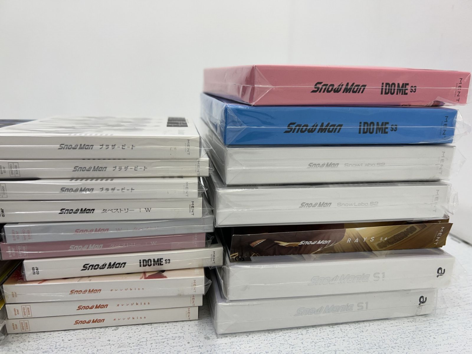  Man CD まとめ売り SnowMan CD シングル＋アルバム まとめ売り 23枚 - メルカリ