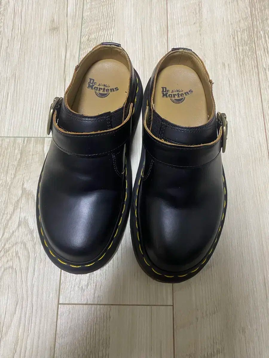 DR. MARTENS ドクターマーチン イシャム スムース 黒 230
