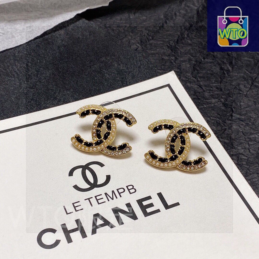 シャネル/CHANEL B13B 箱 イヤホンジャック マメ有 シャネル/CHANEL B13B 箱 イヤホンジャック マメ有 - メルカリ