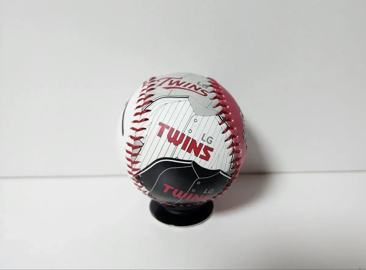 ヴィクトリーナ　サイン入りボール Yahoo!オークション -「ヴィクトリーナ」の落札相場・落札価格