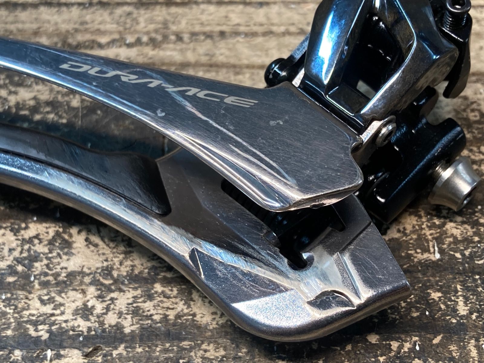 デュラエース　フロントディレイラー シマノDURA-ACE FD-R9250 フロントディレイラーDi2 12s