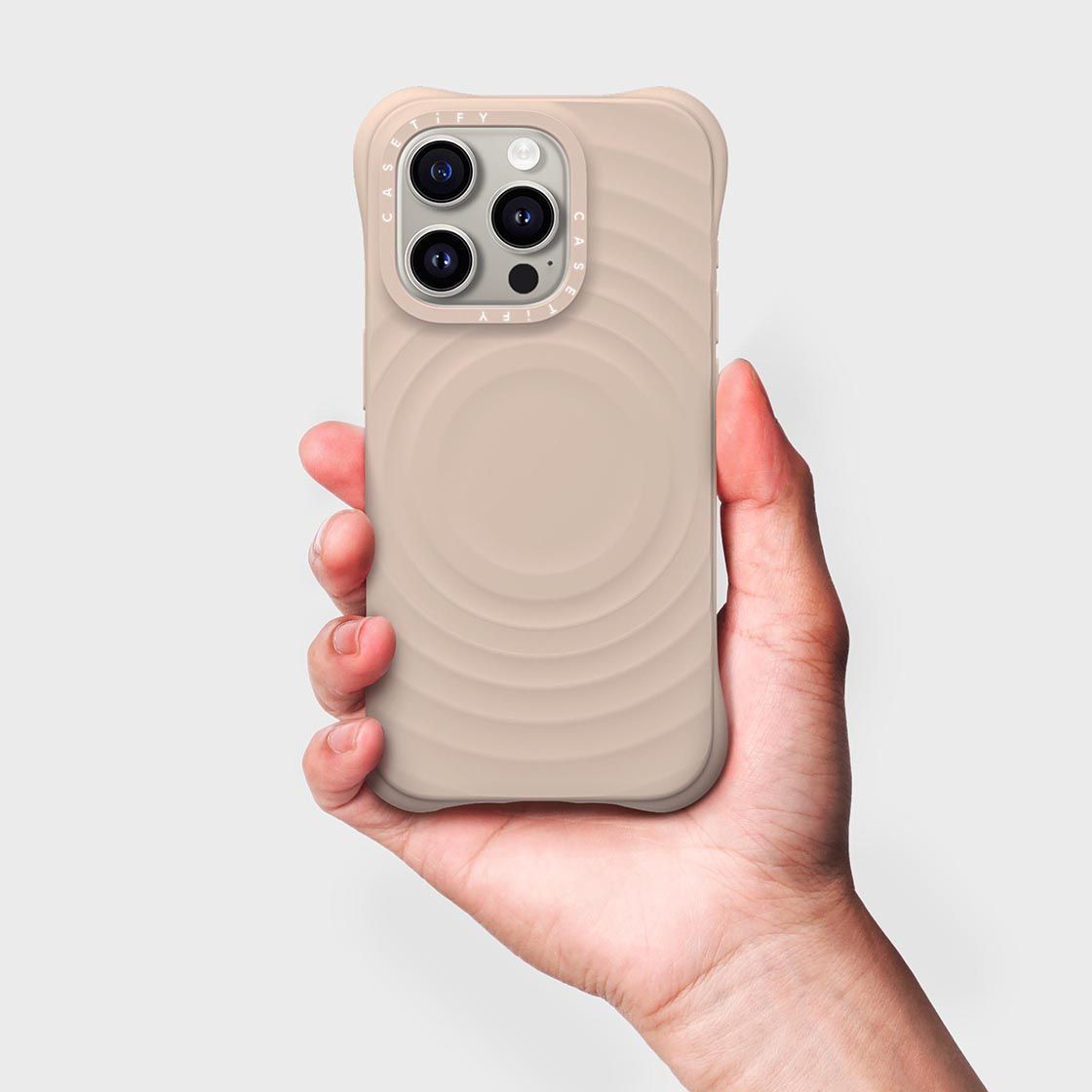 CASETIFY ウェーブ シリコンケース - ラテ iphoneケース iPhone14Pro