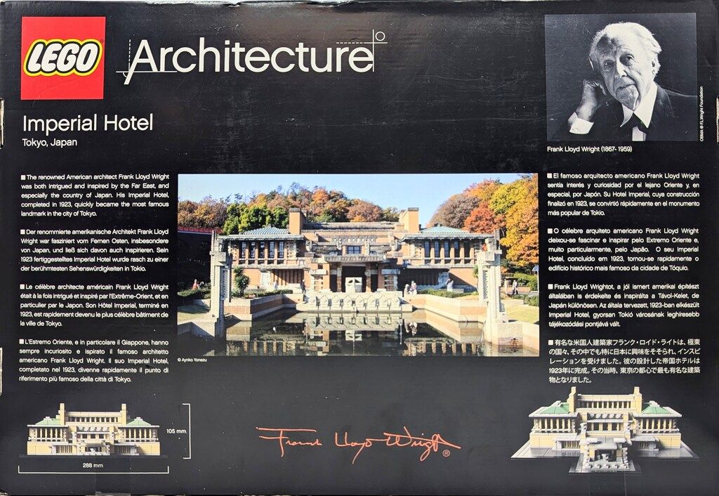 LEGO ARCHITECTURE