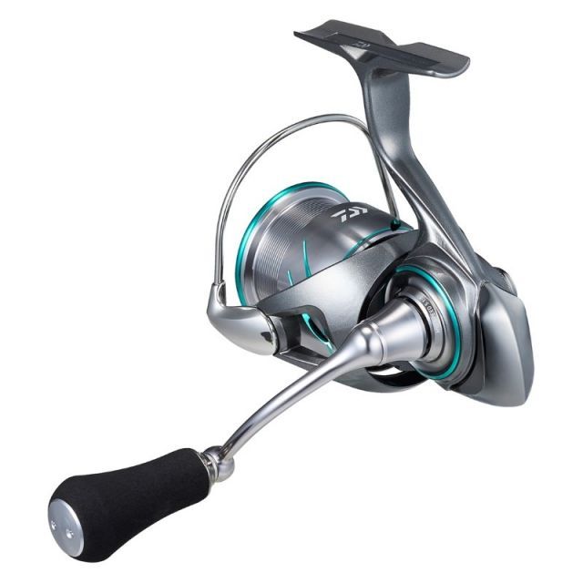 DAIWA エメラルダスAIR FCLT2500S 美品！ DAIWA（釣り） ダイワ 25エメラルダス AIR LT2500S / エギング