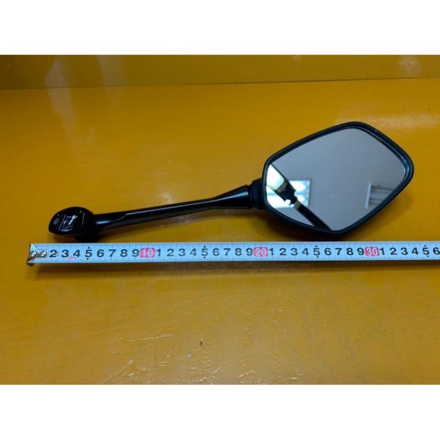 ホンダ 純正ミラー 新品！片側 88120-MJ6-701ZB CBR400？ ホンダ 純正ミラー 新品！片側 88120-MJ6-701ZB CBR400？ - メルカリ