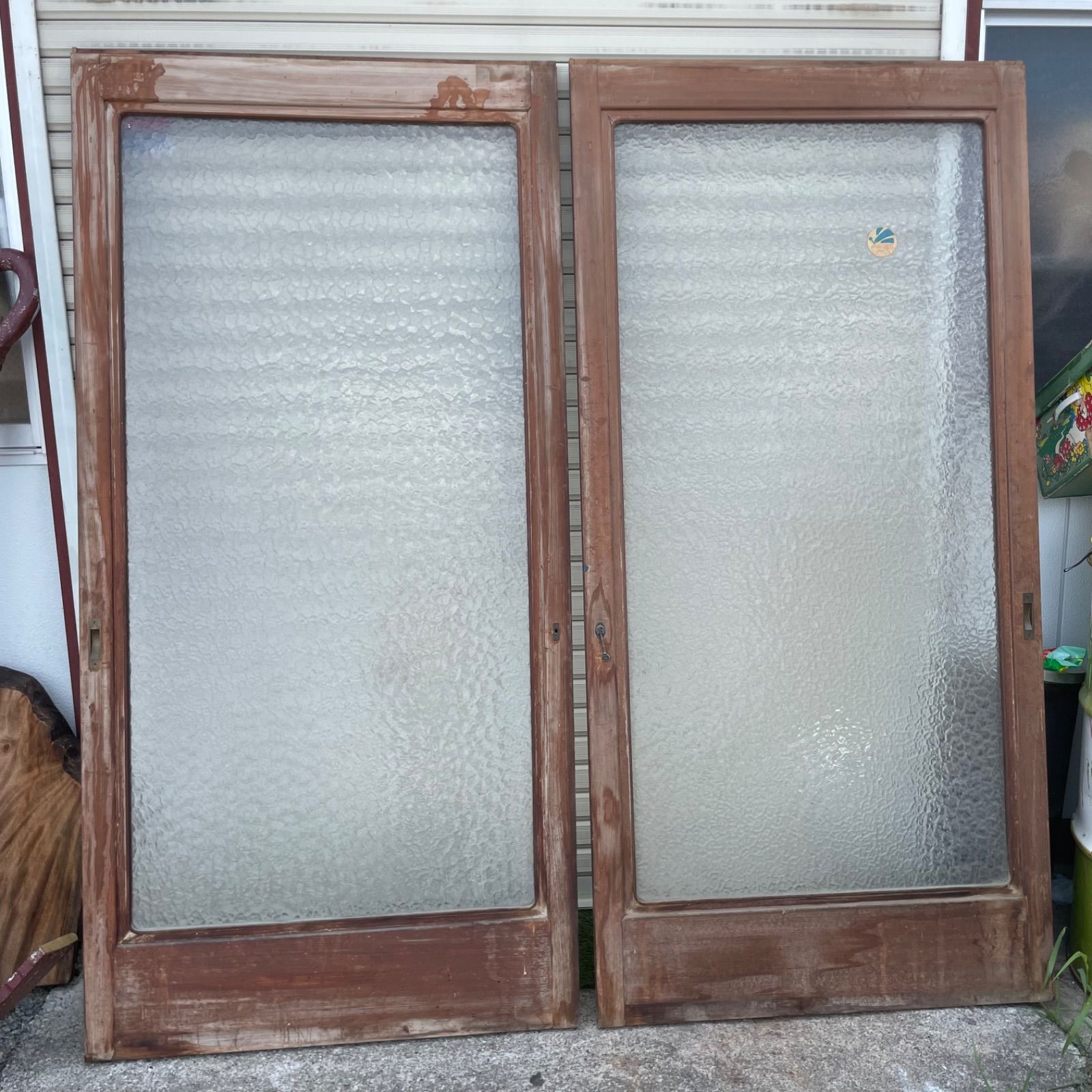 ♭ ガラス戸 2枚セット 横幅89cm×奥行き3cm×高さ182cm 刷りガラス アンティーク建具 レトロ 玄関戸 引き戸 c