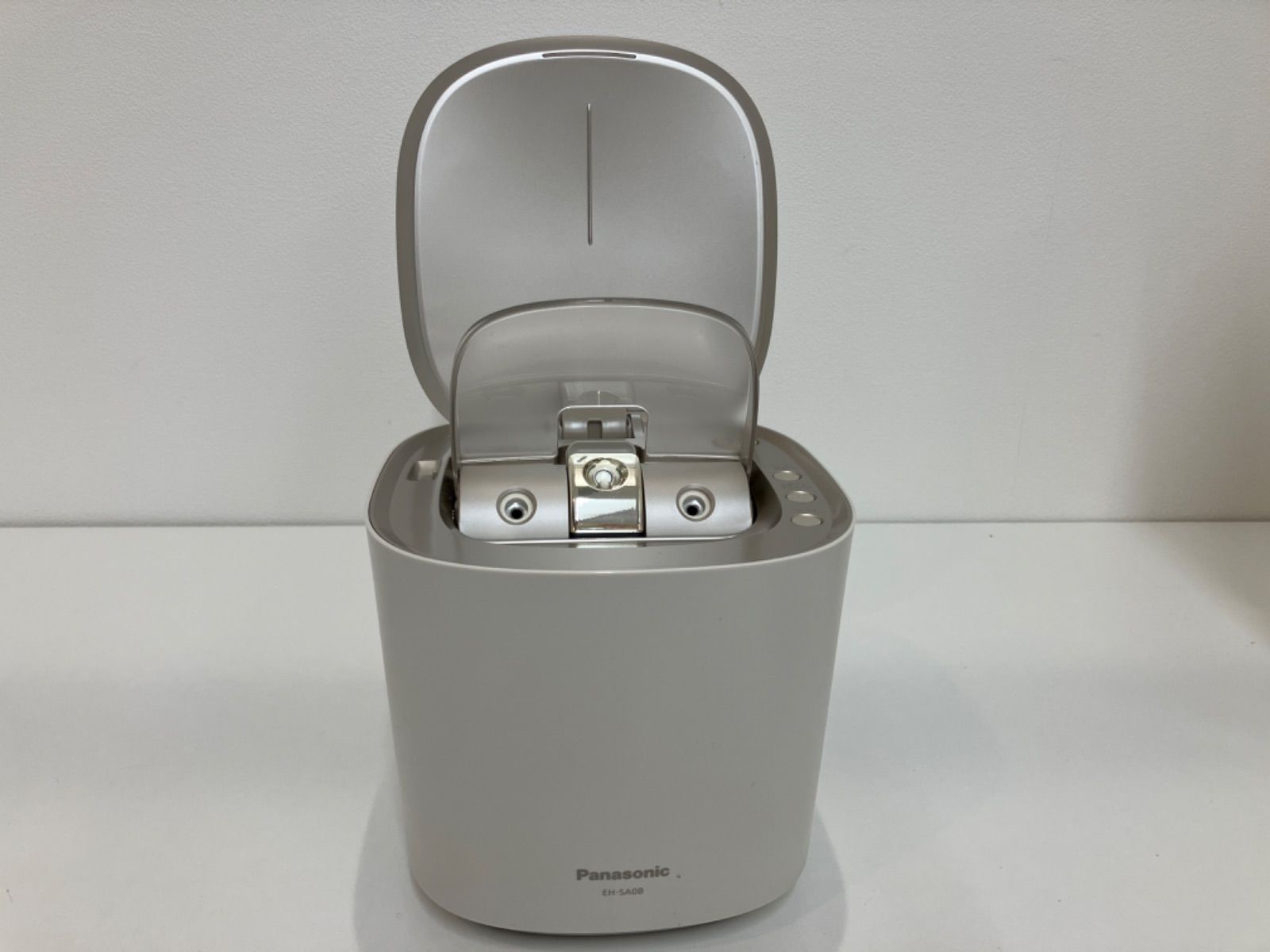 ︎Panasonic フェイススチーマー EH-SA 08