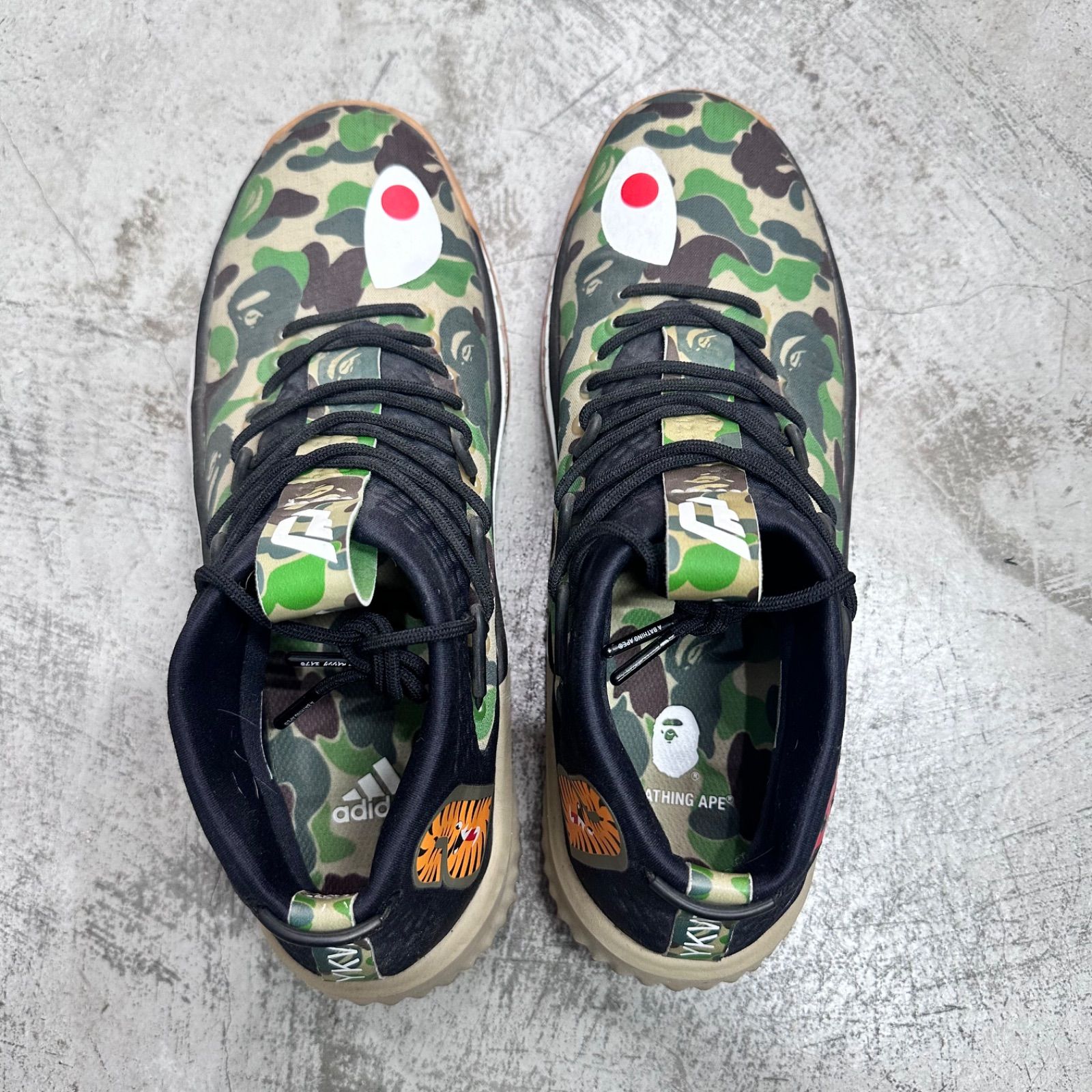 A BATHING APE × ADIDAS DAME 4 