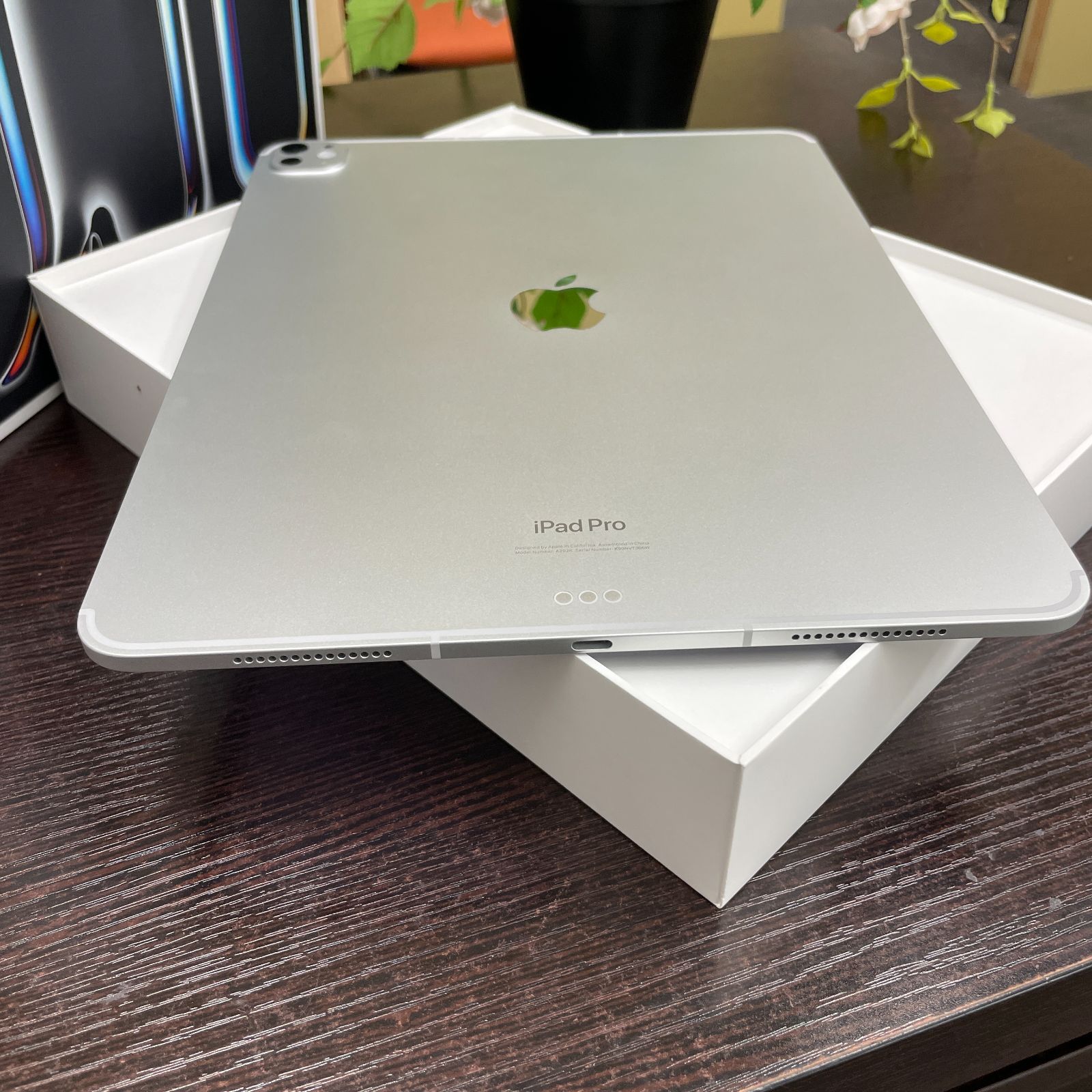 未開封 iPad Pro 13 M4 2TB セルラー nano-texture