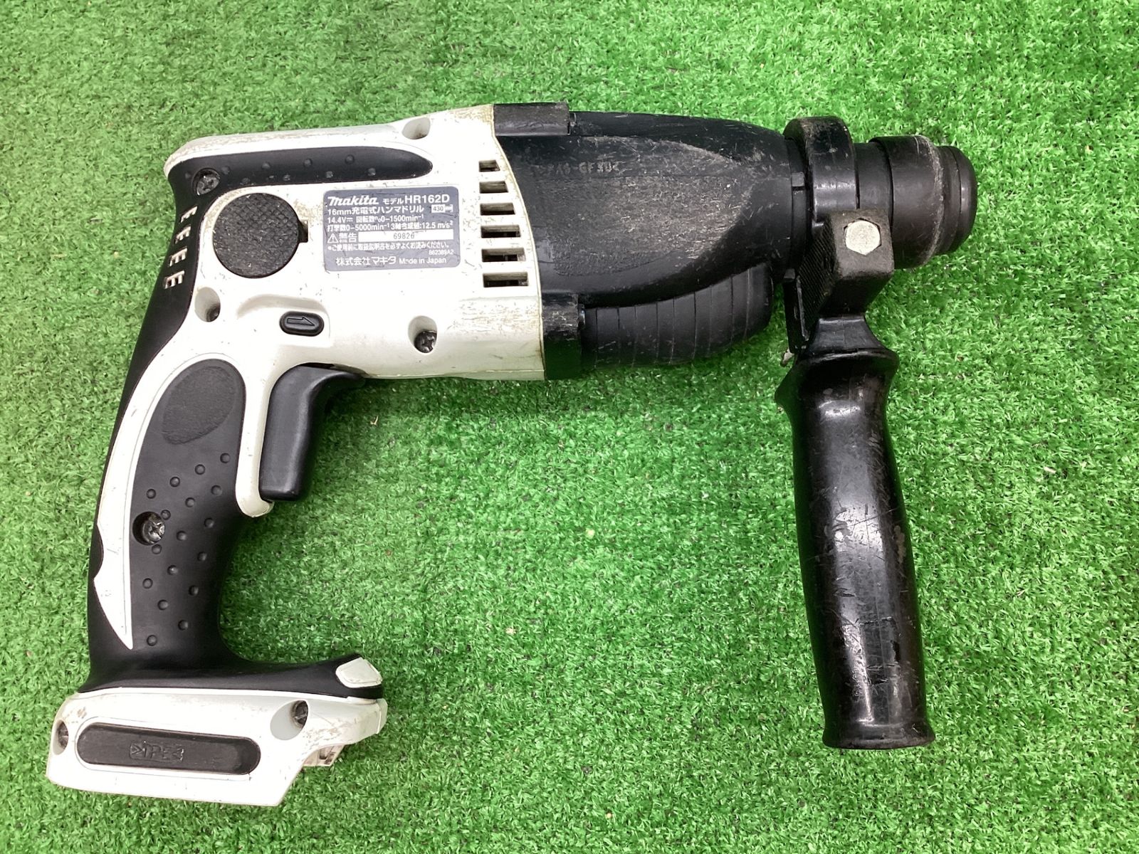 新品! 箱なし マキタ 充電式ハンマドリル HR162D 16mm 14.4V 新品! 箱なし マキタ 充電式ハンマドリル HR162D 16mm 14.4V