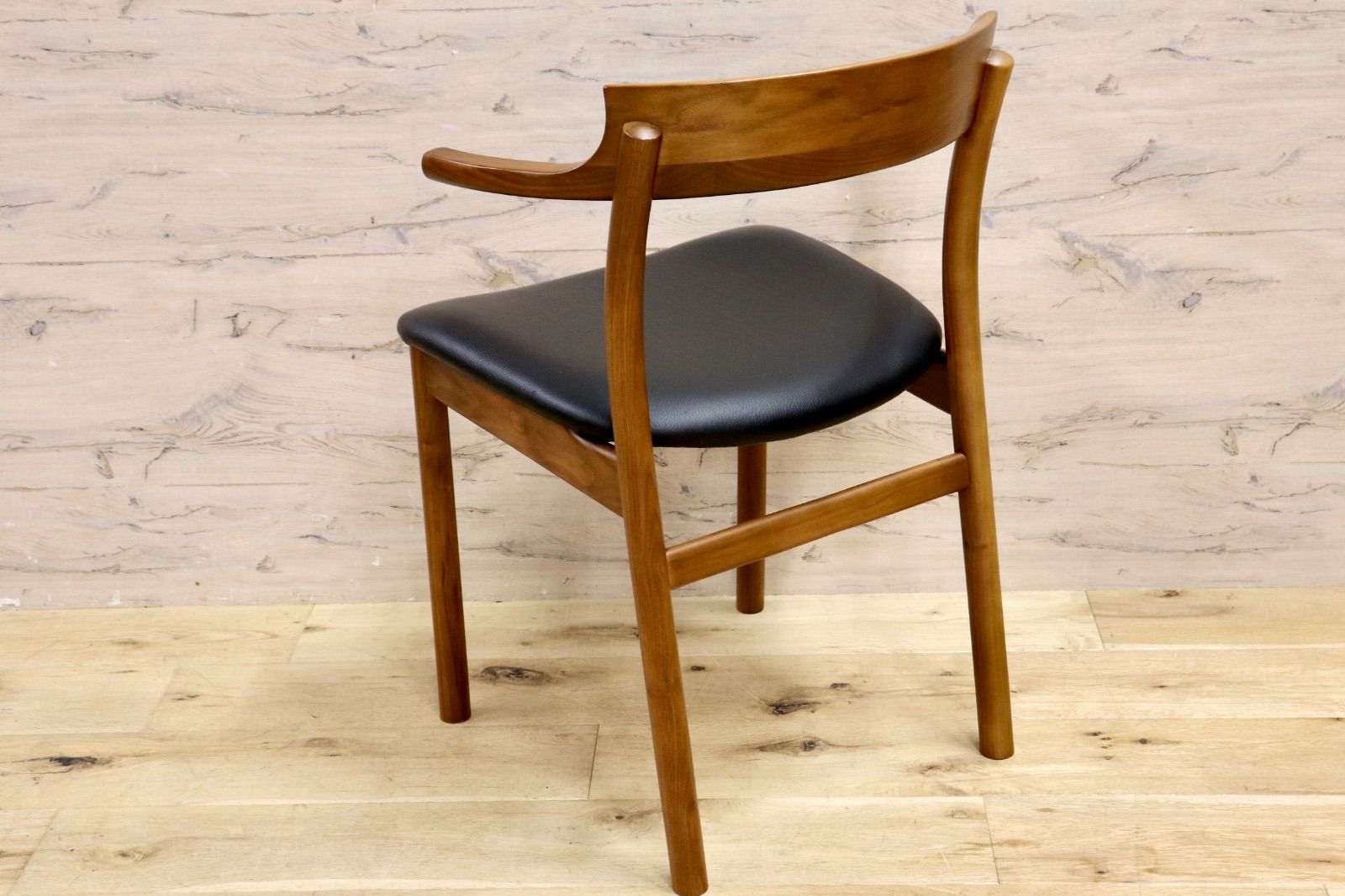 SOUP アームチェア