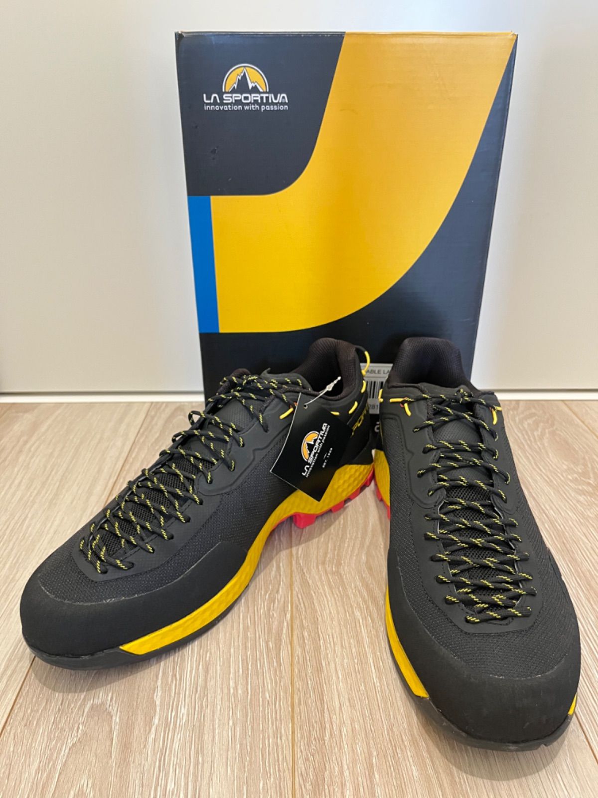 29 7 m スポルティバ トラバースX ガイド 登山靴