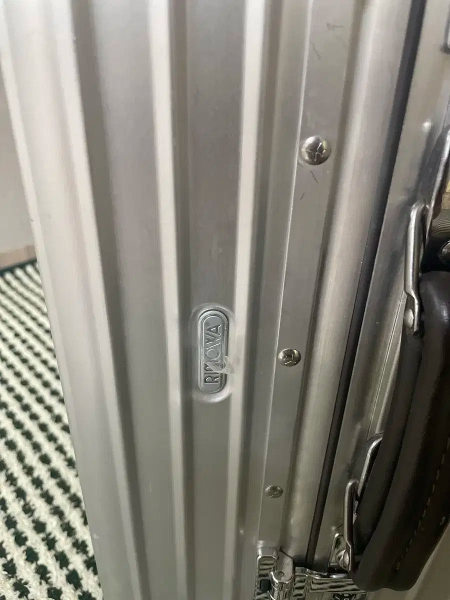 機内持ち込み手荷物 O