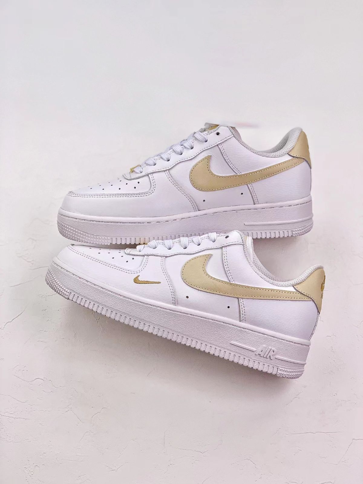 WMNS Air Force 1 Low '07 ナイキ ウィメンズ エア フォース ワン '07