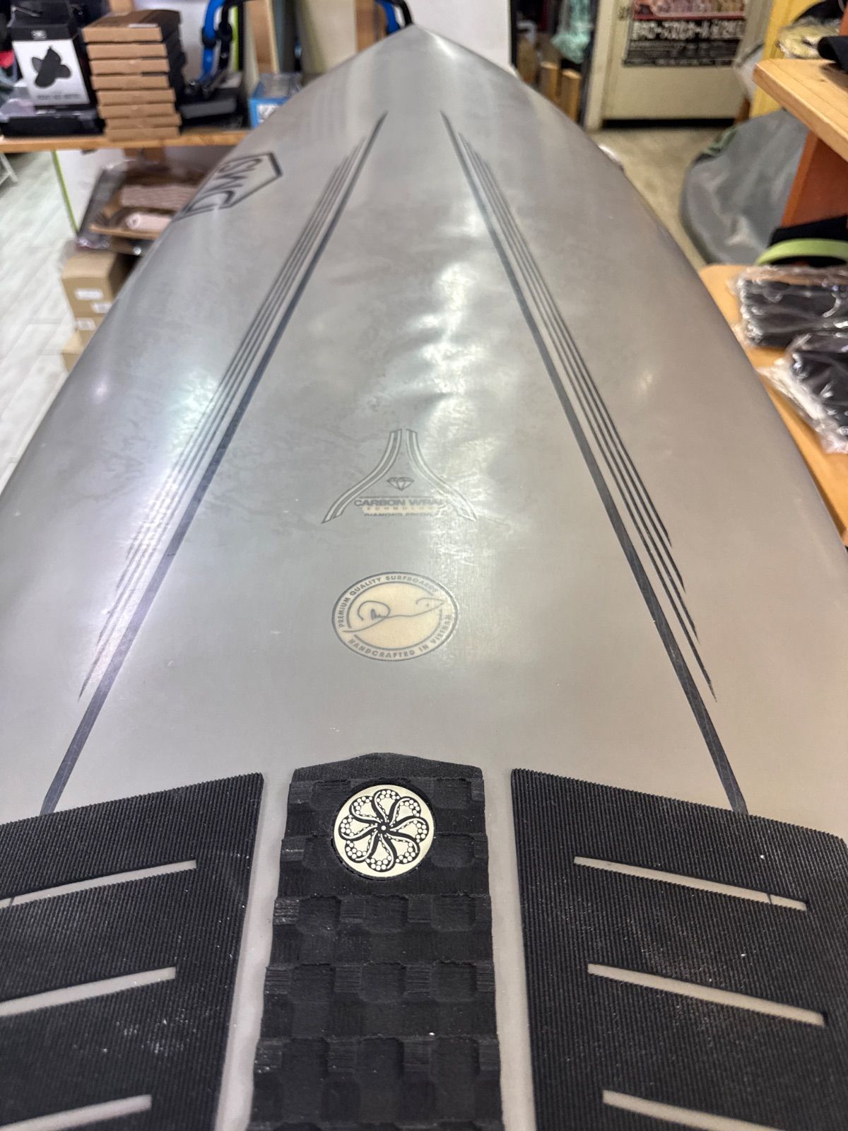 DMS surfboard gherkin 5'4” carbon wrap EPS - メルカリ