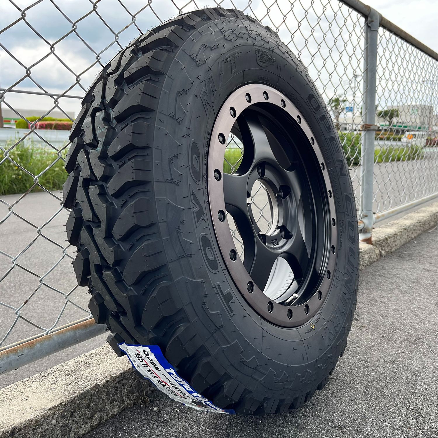 マッドタイヤ JB64 JB23 JB22 JA12 JA11 ジムニー 新品タイヤホイール4
